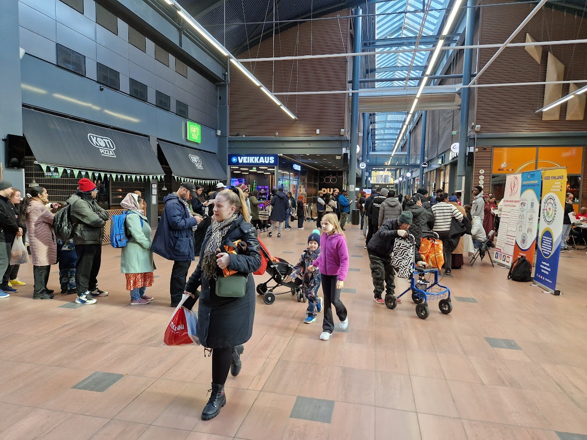 Hyvinvointipäivä maahanmuuttajille Duo-kauppakeskuksessa Tampereella